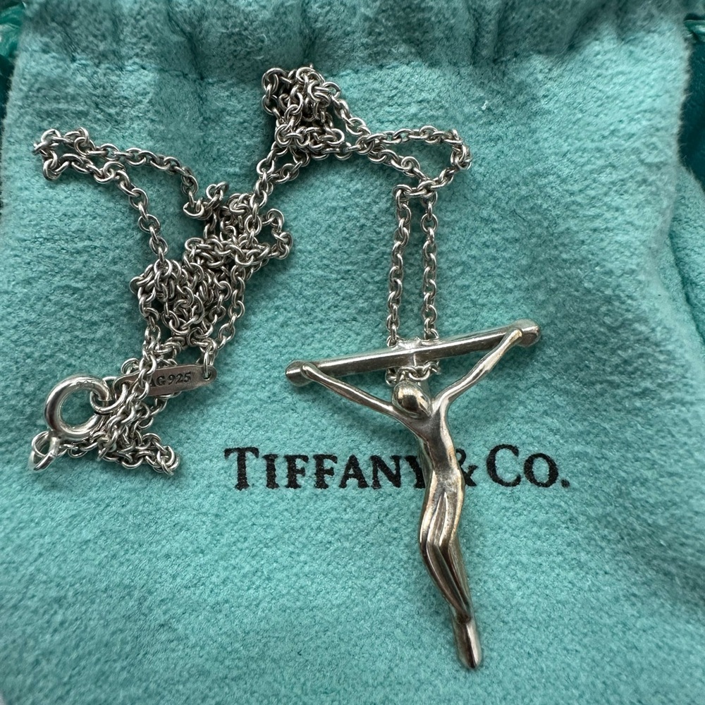 Tiffany & Co. Silver Crucifix Pendant Necklace 🩵
